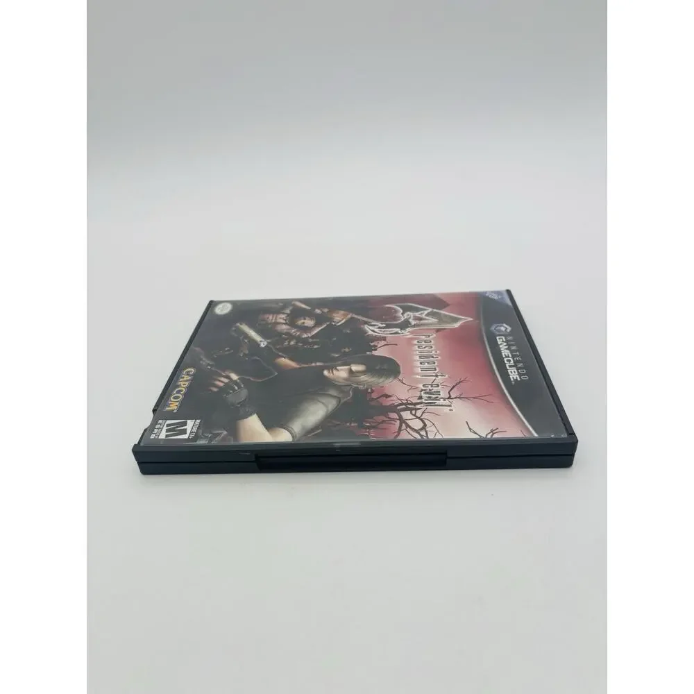 Resident Evil 4 Nintendo GameCube Complete CIB Black Label VG+ Condition